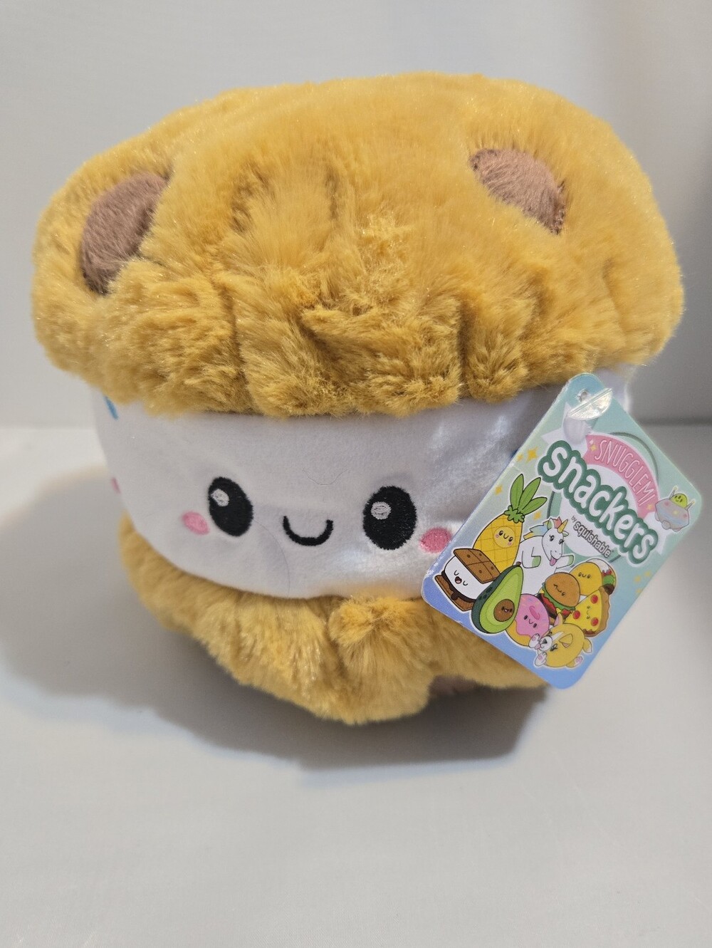 Snuggle Shackers Plush Snack Toy - Ice Cream Sandwich